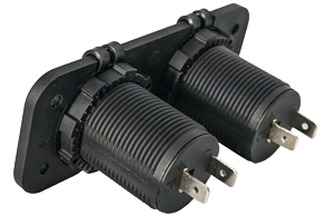 Waterdichte DC inbouw stopcontact, 2x 12V ingang (dubbel) - 025326 3 72dpi - 9025326