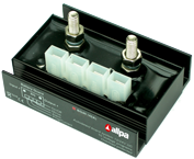 Battery Guard model 'BG-18', 12/24V, max. belasting 18-25A, piekstroom 75A@12V, IP67 - 056201 72dpi - 9056201