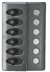 Kunststof schakelpaneel, 12V, 6-schakelaars, g&eacute;&eacute;n zekeringen met LED-indicators - L0612056 72dpi - L0612056