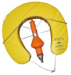 Reddingsboei model 'Ares', hoefijzer, met reddingslicht en houder, geel - N1515377 72dpi - N1515377